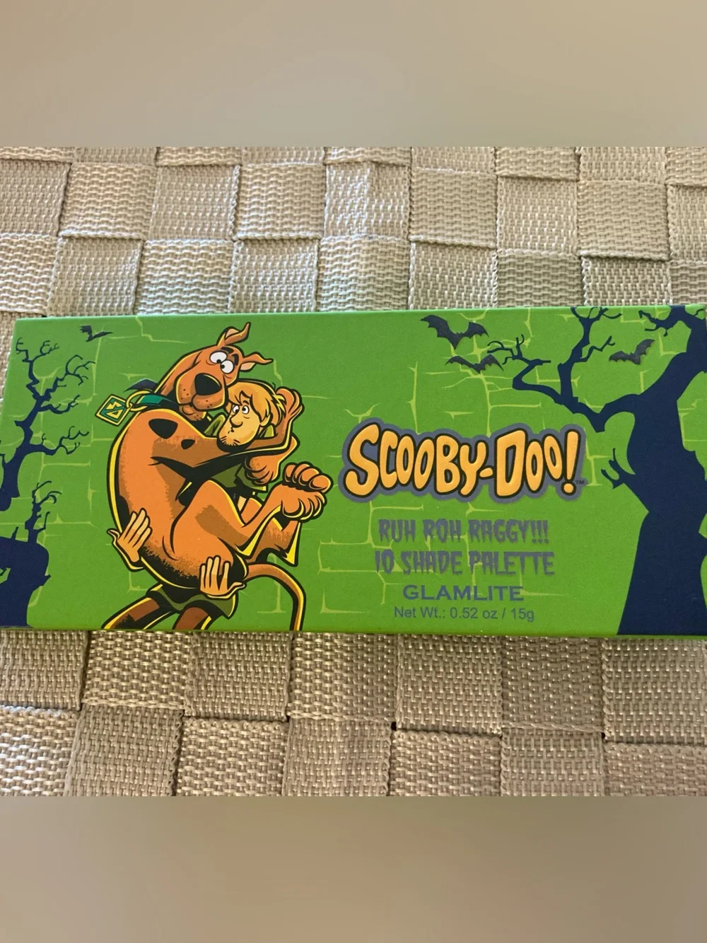 GLAMLITE x SCOOBY-DOO! 'Ruh Roh Raggy!' Eyeshadow Palette - 10 shades - NOT USED